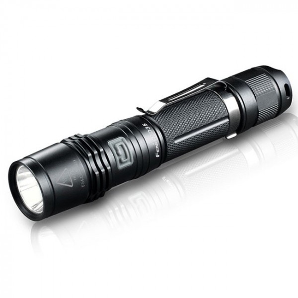 Lampe Torche Professionnelle. 6 puissances et mode stroboscope SOS